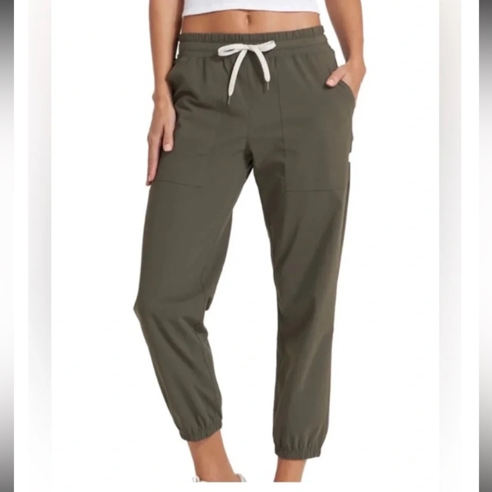 Vuori Olive Green Drawstring Joggers
